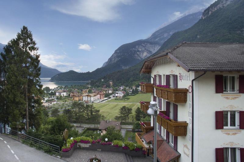 Hotel Olympia Molveno Exterior photo