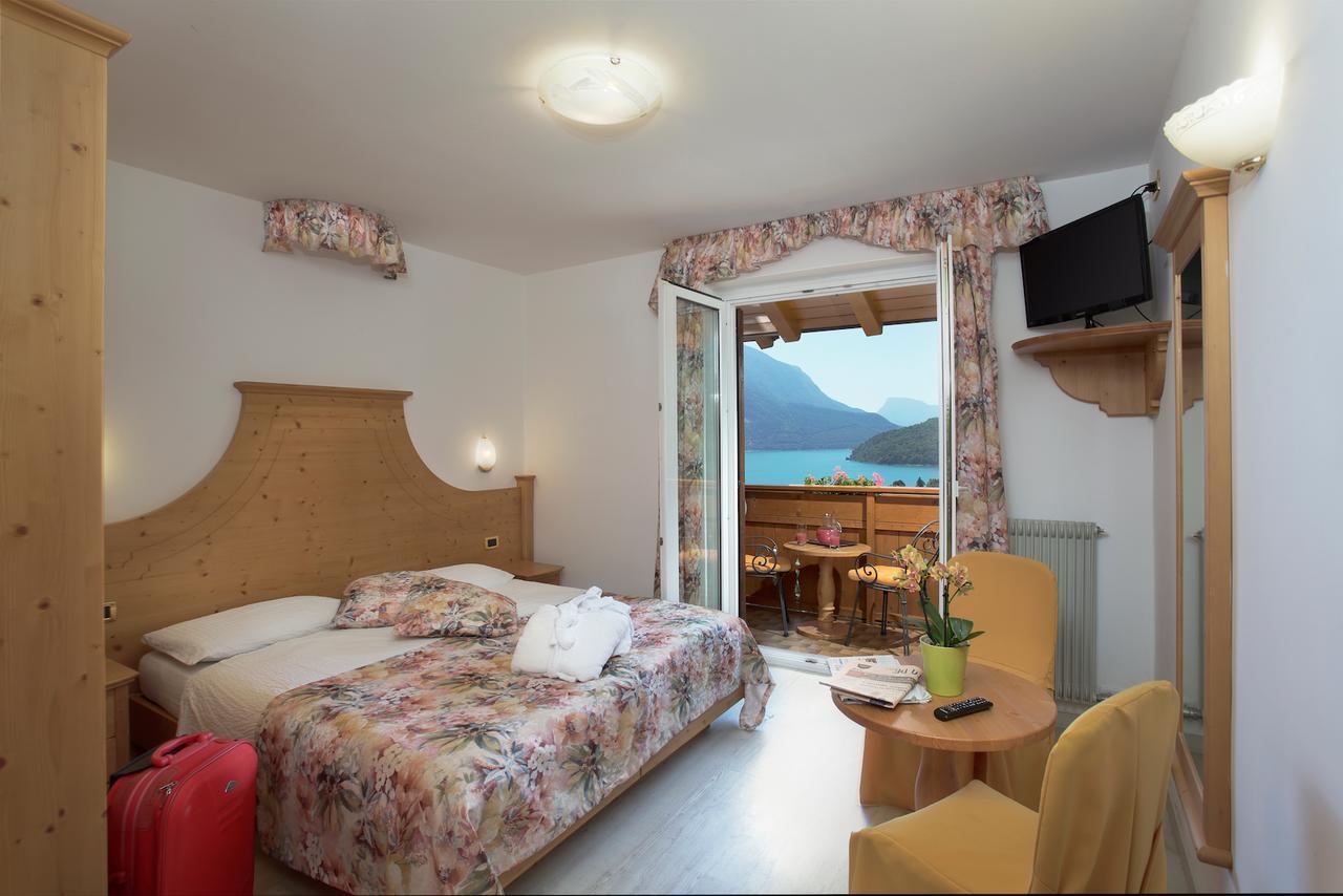 Hotel Olympia Molveno Exterior photo